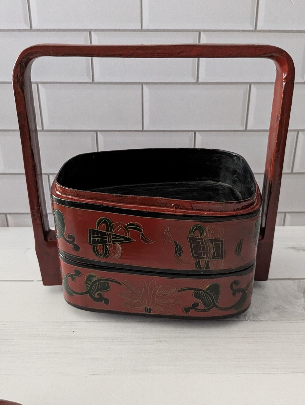 Antique Chinese Wedding Basket, Chinese lunchbox, Porcelain Plaque Insert - Picture 6 of 12